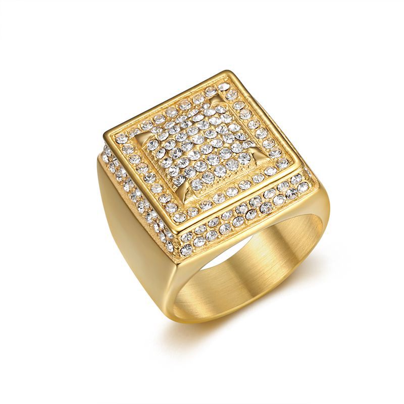 Luxury Signet Ring – Bold Hip Hop Style with Intense Shine